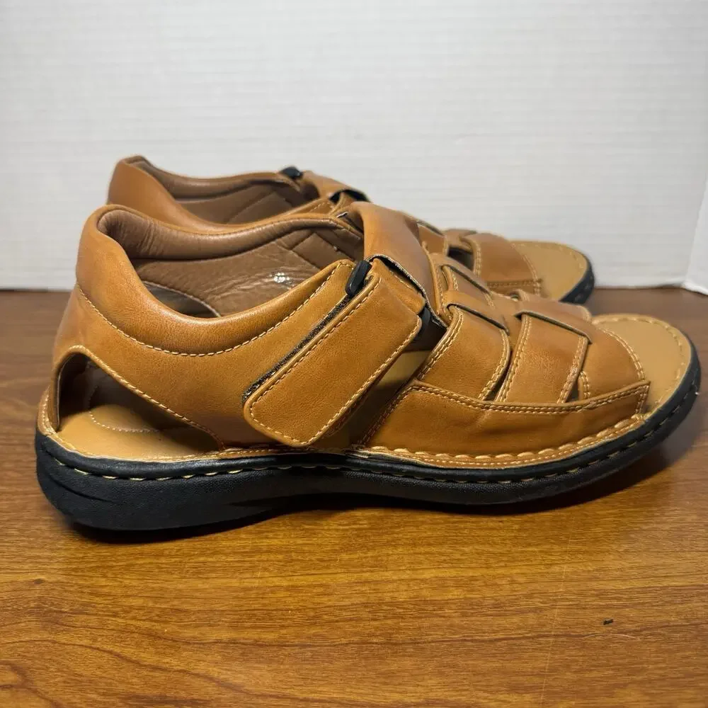 Pleasure Island Casuals Men’s Sandals Size 8.5 Brown Euc